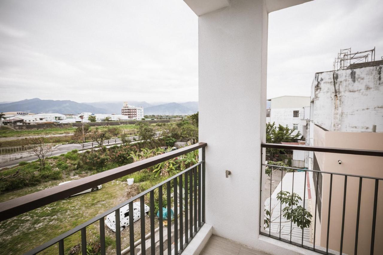 Tiin Tinn - Rivershore B&B T'ai-tung Esterno foto